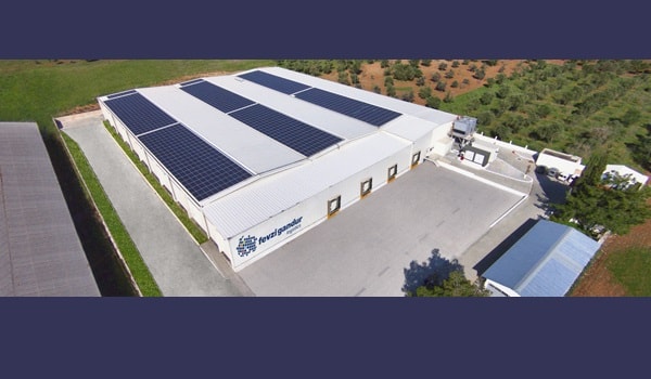 Fevzi Gandur Logistics Ege’nin güneşini, soğutmak için kullanıyor